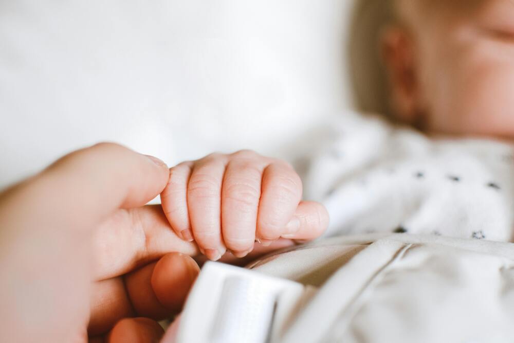 how-to-choose-a-mattress-for-a-baby-1000x667