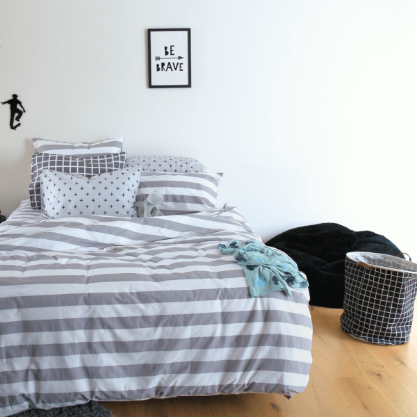 grey-white-stripped-boys-king-single-duvet-600x600